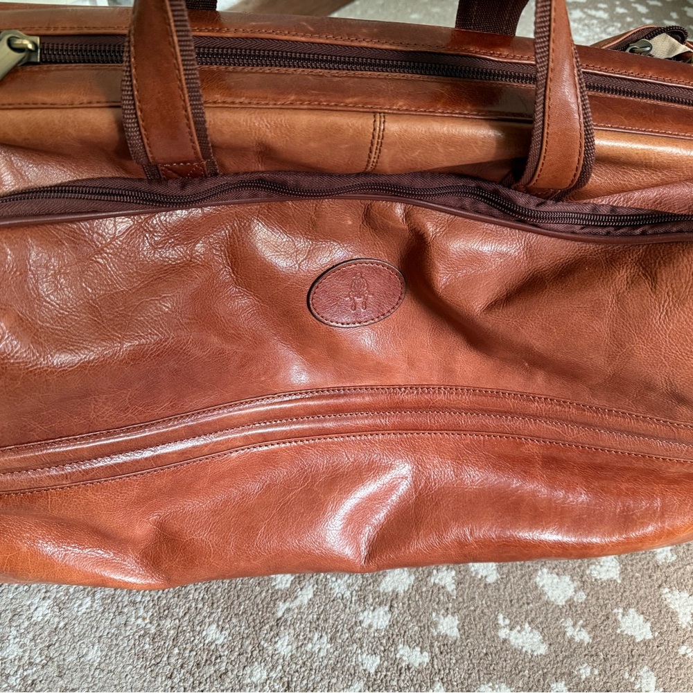 Paul Stuart Tan Leather Two wheeled Duffel Bag